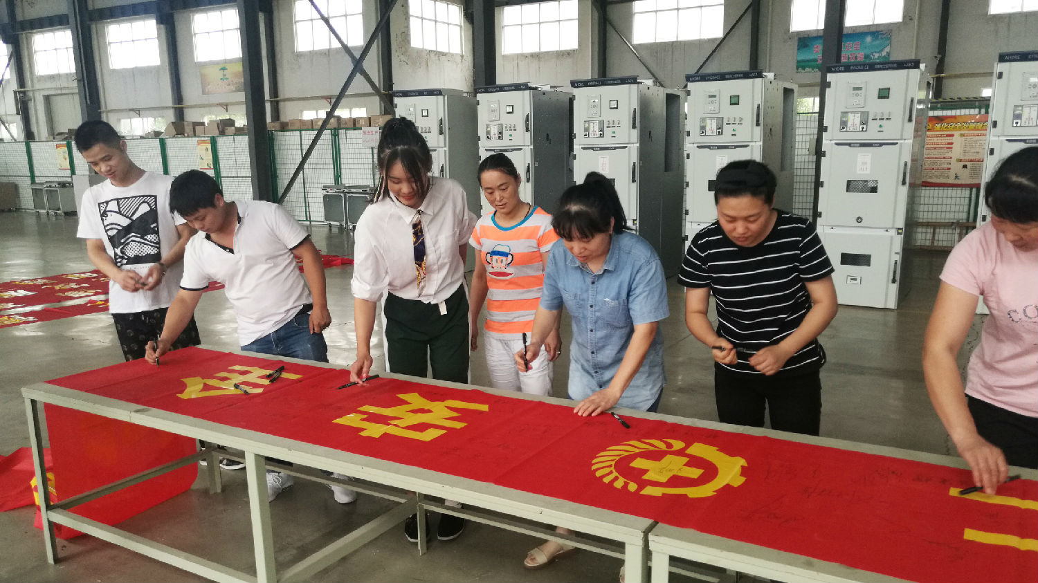 安徽得潤(rùn)電氣 成套高低壓開(kāi)關(guān)柜廠家 電話(huà)：400-0551-777 qq：3176885416