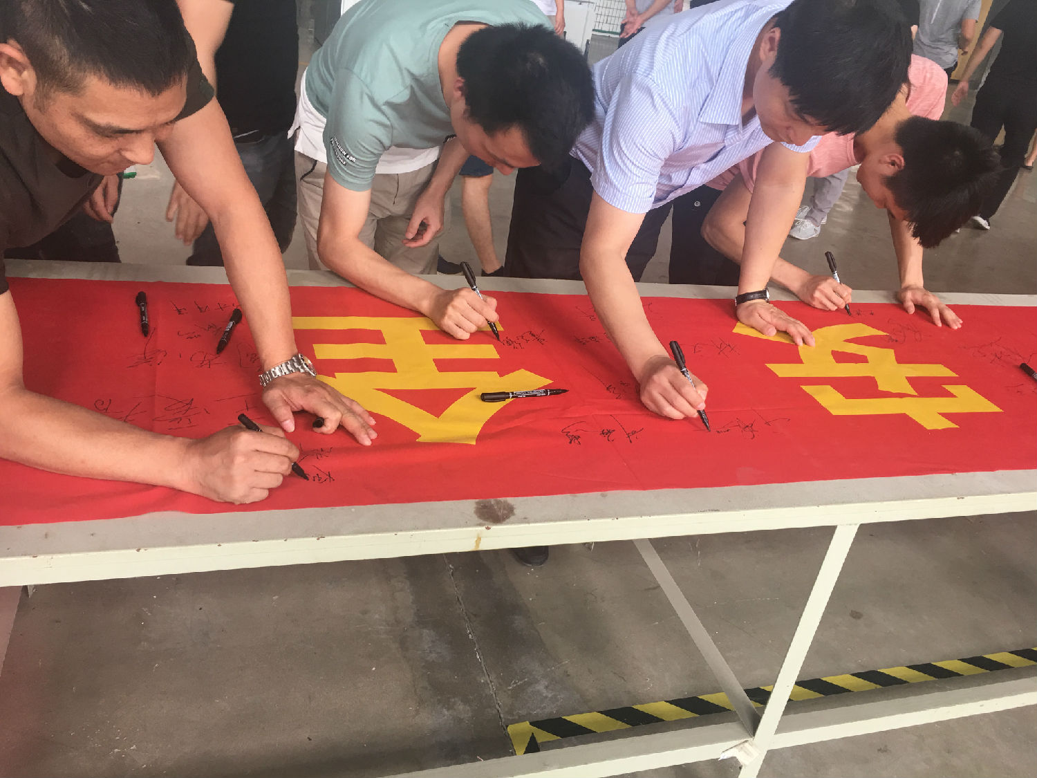 安徽得潤(rùn)電氣 成套高低壓開(kāi)關(guān)柜廠家 電話(huà)：400-0551-777 qq：3176885416